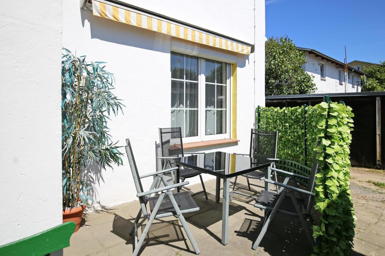 Haus Alexandra Wohnung 01 Kuehlungsborn Exterior foto